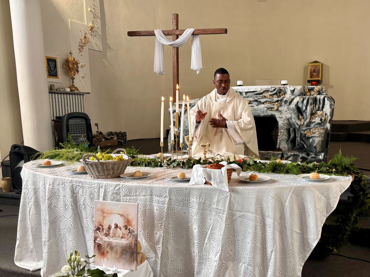 messe-jeudi-saint-lycee-saint-jean-chdf-2025